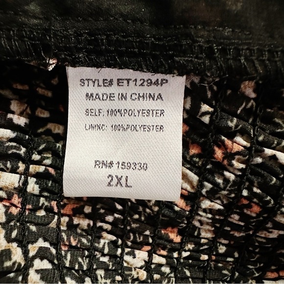 Heyson Ditsy Floral Button Down Blouse Size 2X - Picture 5 of 6